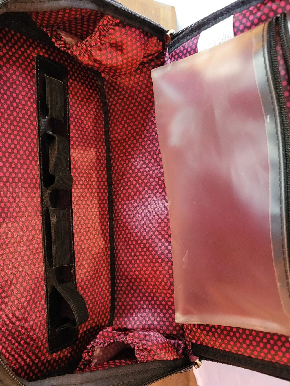 Caboodles Envy Travel Makeup Case Black Wirh Patent Trim